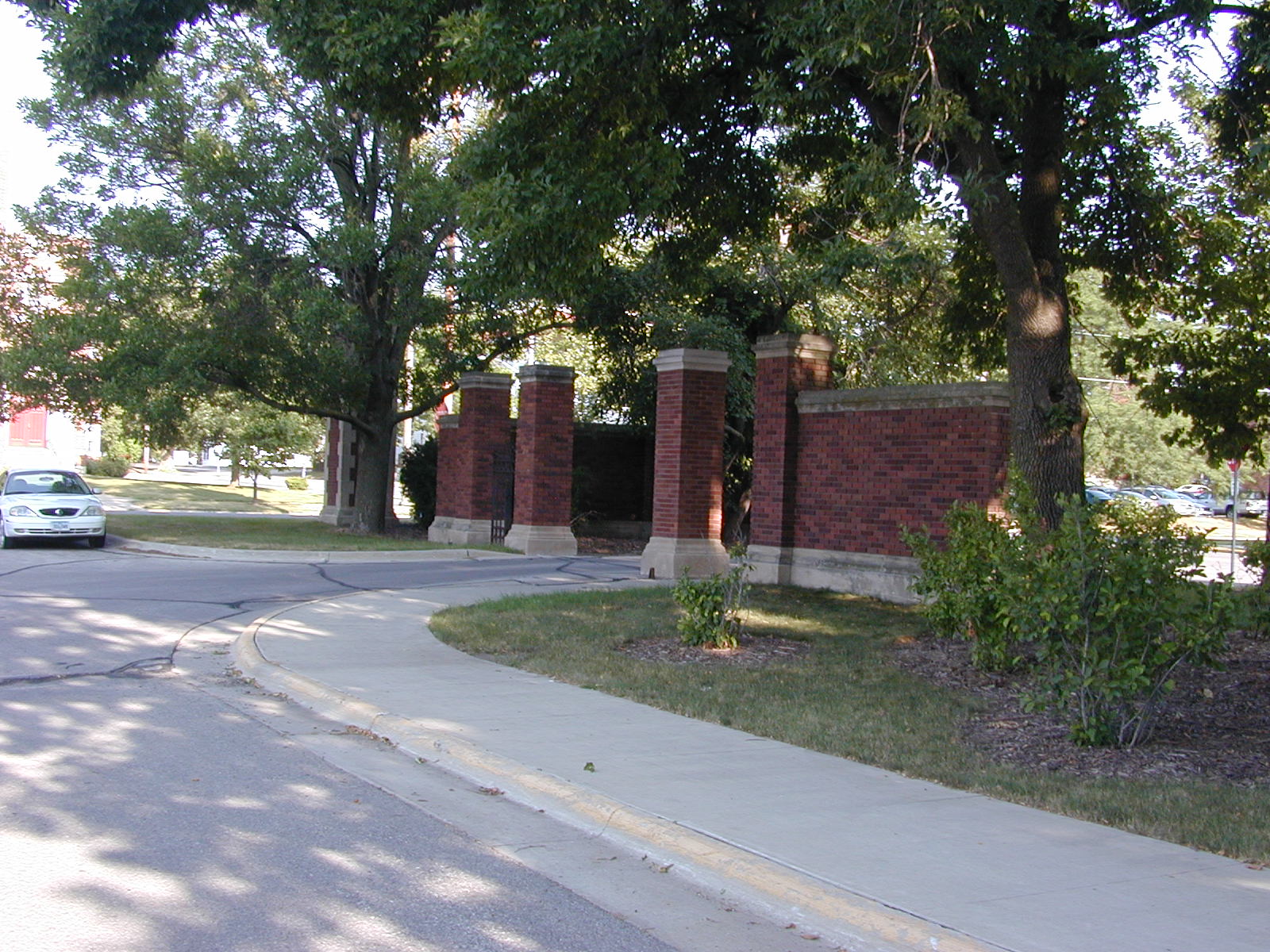 38-06%20A%20Clyde%20Williams%20gate.jpg