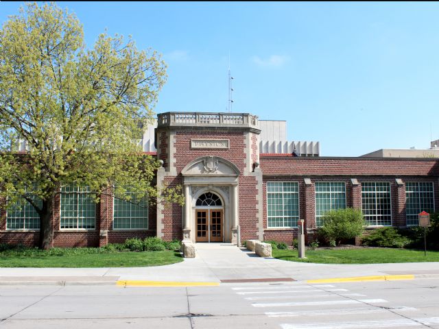 Photo of Physics Hall