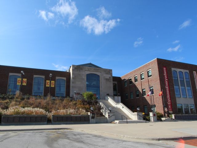 Photo of Alumni Center