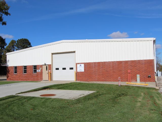 Photo of Ames Lab Mechanical Maintenance
