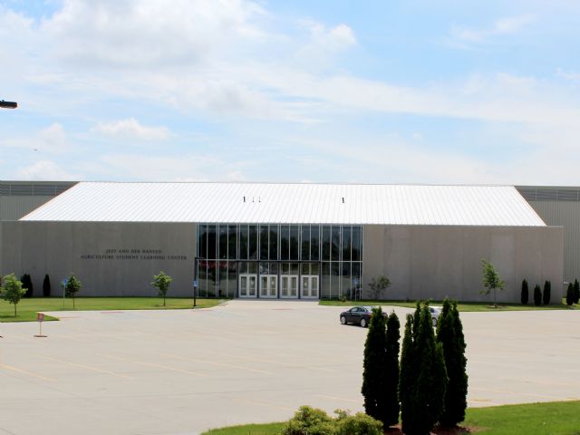 Photo of Hansen Agriculture Student Learning Center