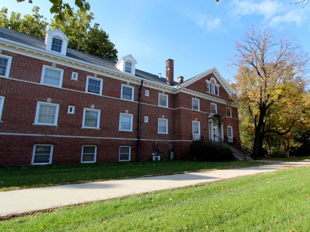 Photo of Freeman Residence Hall